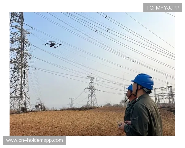 卫星与地面网络冗余备份，极端天气传输稳定性保障