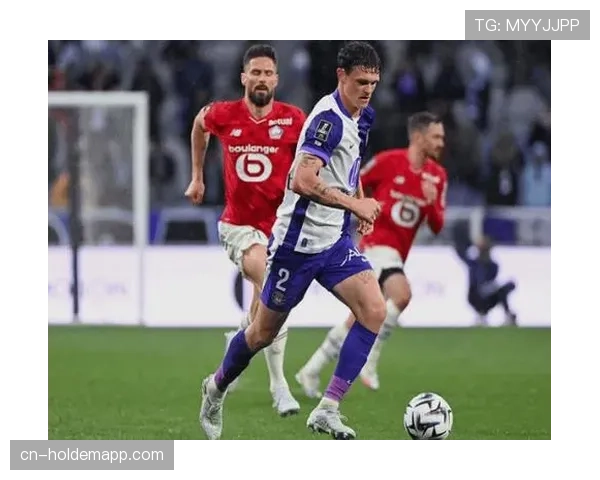 里尔1-0小胜巴黎FC，费尔南德斯-帕尔多点射制胜